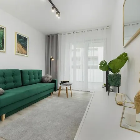 Apartment, Rewal 公寓